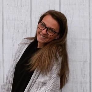 Meet your Posher, Abby